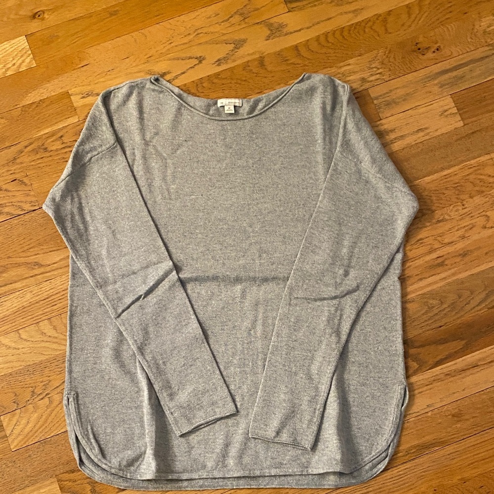 GAP Heather Gray Knit Top